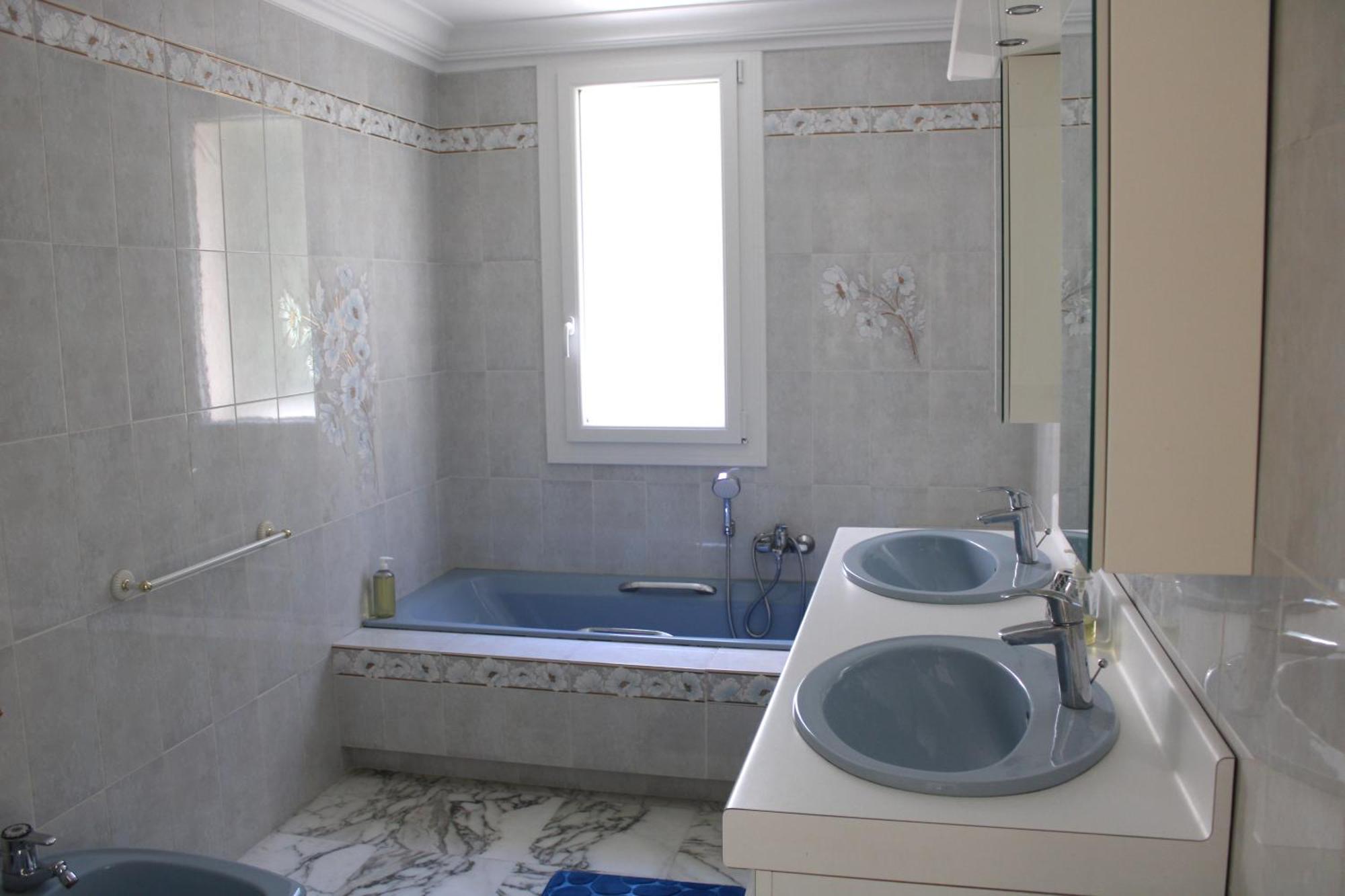 Rez De Jardin De 65M2 Dans Villa A نيس المظهر الخارجي الصورة
